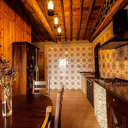 Welcoming House In With Mountain View Sao Roque do Pico