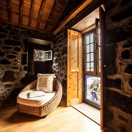 Welcoming House In With Mountain View Holiday home *