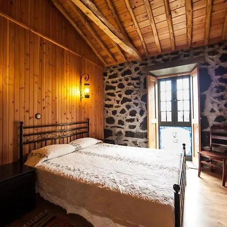 Holiday home Welcoming House In With Mountain View *