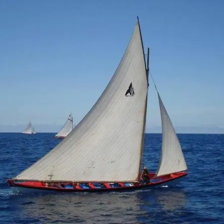 Welcoming House In With Mountain View * Sao Roque do Pico